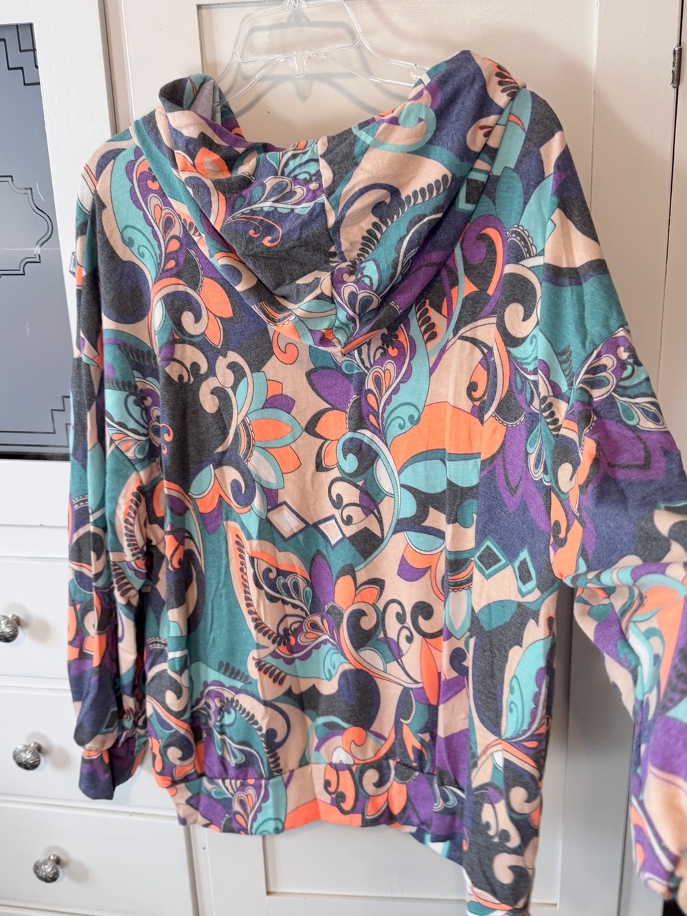 Abstract Dear Scarlett Scoop-Neck Hoodie Sweater in Multicolor Teal & Purple - Picture 6 of 9